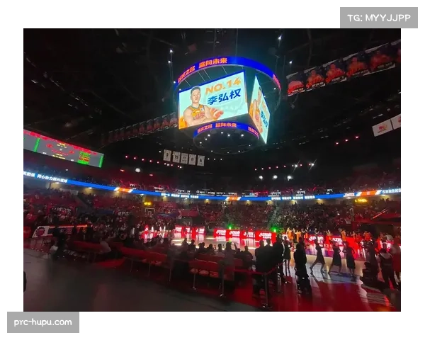 【2026年4月CBA联赛·评论·分析观点：上海队内线新星李弘权的崛起，是否预示着CBA四号位的新潮流？